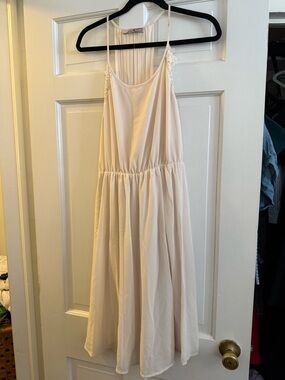 Forever 21 Cream Pleated Chiffon Tank Top